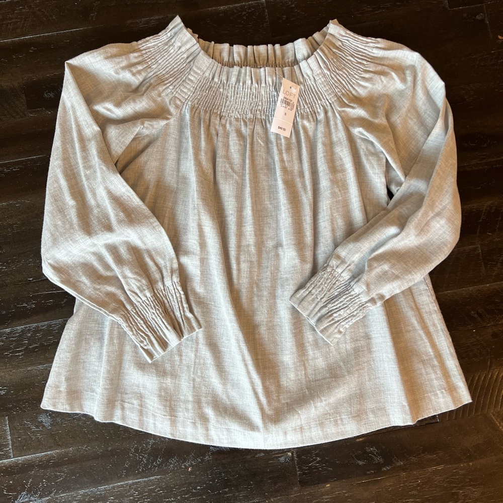 LOFT Gray Long Sleeve Blouse
